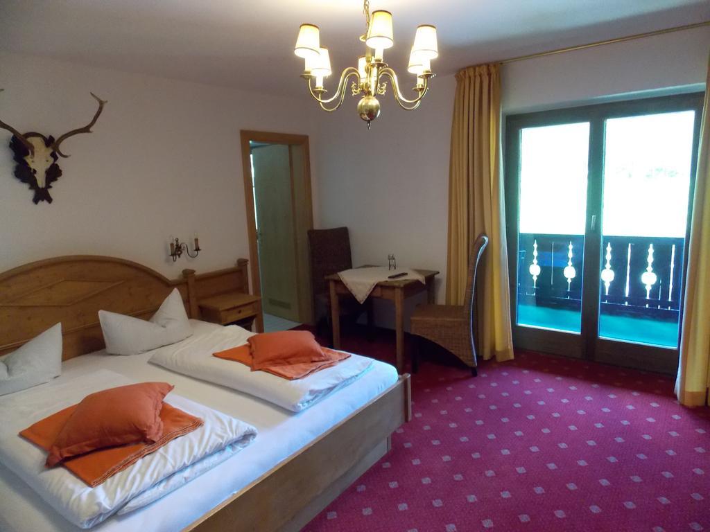 Berghotel Sutten Роттах-Эгерн Номер фото